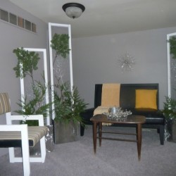 DECK (ALL) THE HALLS